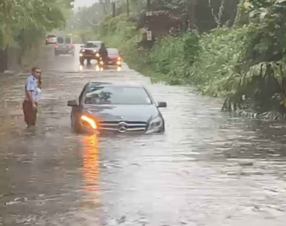 Heavy rain and flash floods hit Mauritius