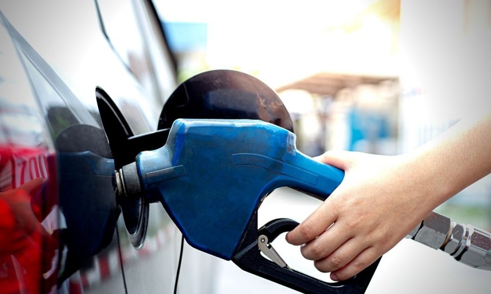 Mauritius maintains gasoline and diesel prices, waving Rs4.7 billion deficit