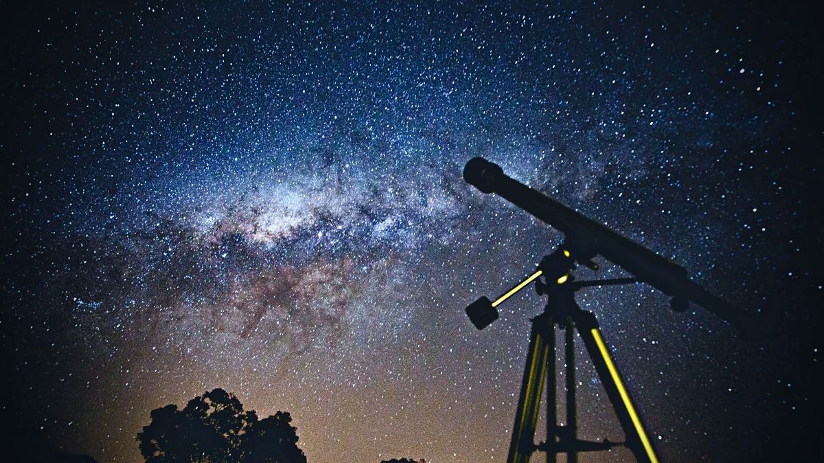 Hindu Girls College wins telescope from Int'l Astronomy Union