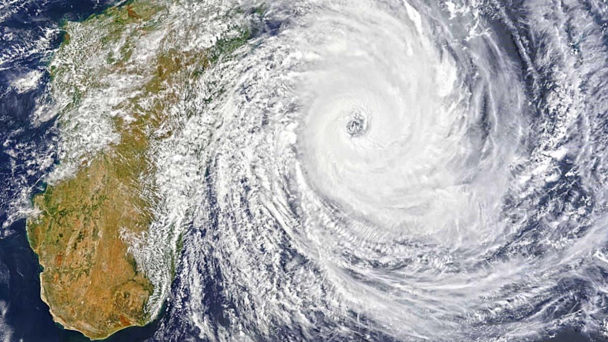 Cyclone Batsirai nears Madagascar, poses 'very serious threat'