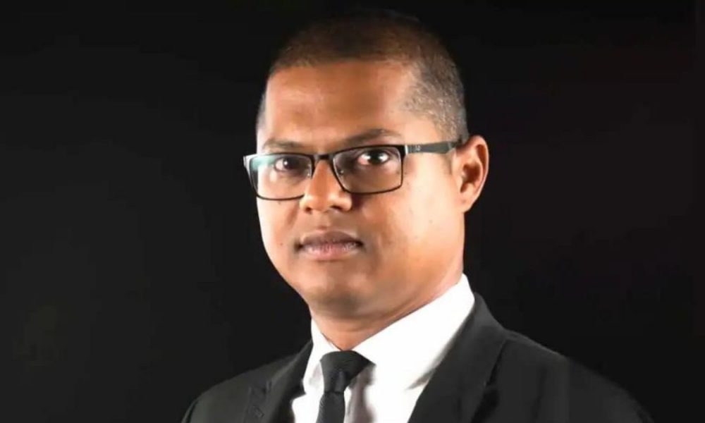 Tourism boss resigns amid 'difficult relations' with Minister