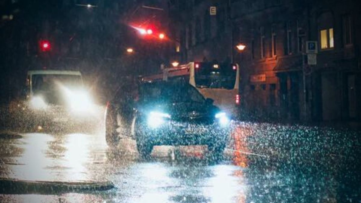 Met Office issues 'Torrential Rain' warning, gusts to reach 70km/hr
