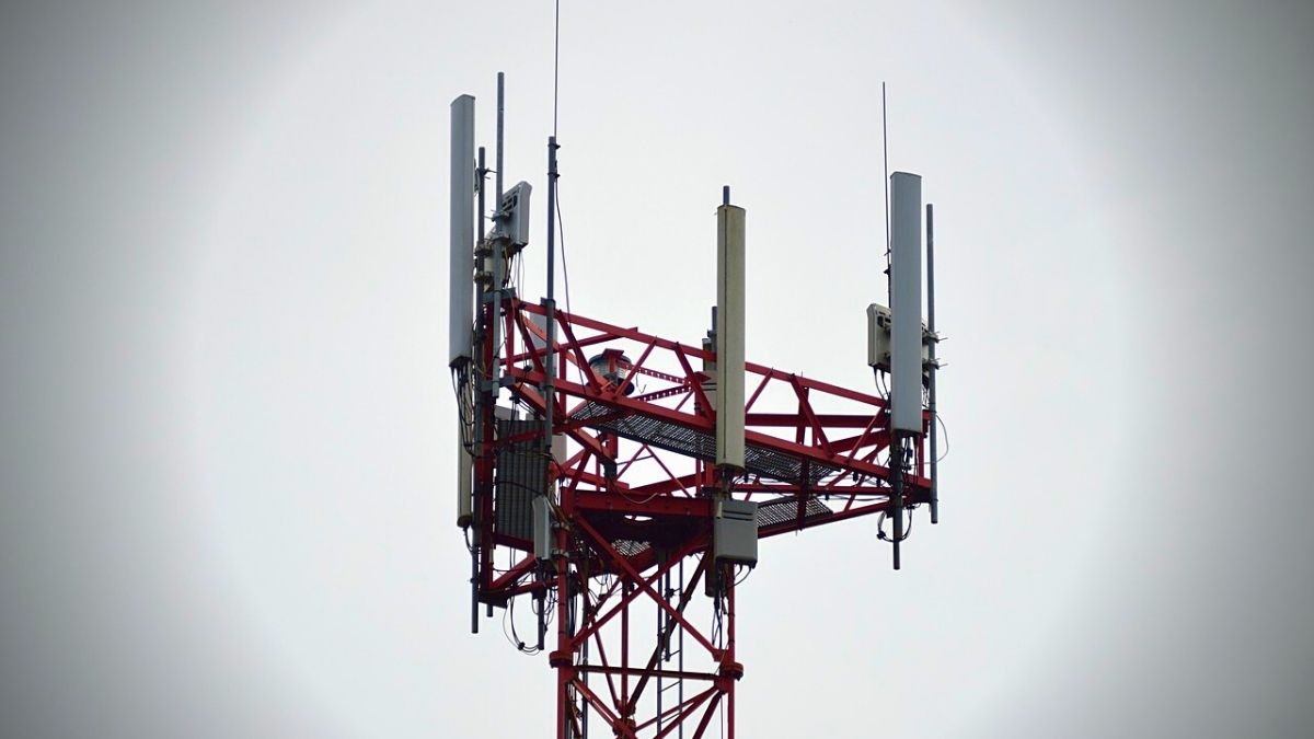 New rules set on satellite phones