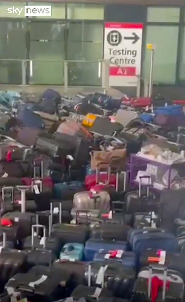 Hundreds of Air Mauritius passengers left waiting for luggage at Heathrow