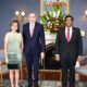 Singapore wants to build 'warmer ties' with Mauritius