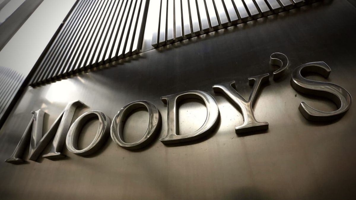 Moody's downgrades Mauritius's rating to Baa3