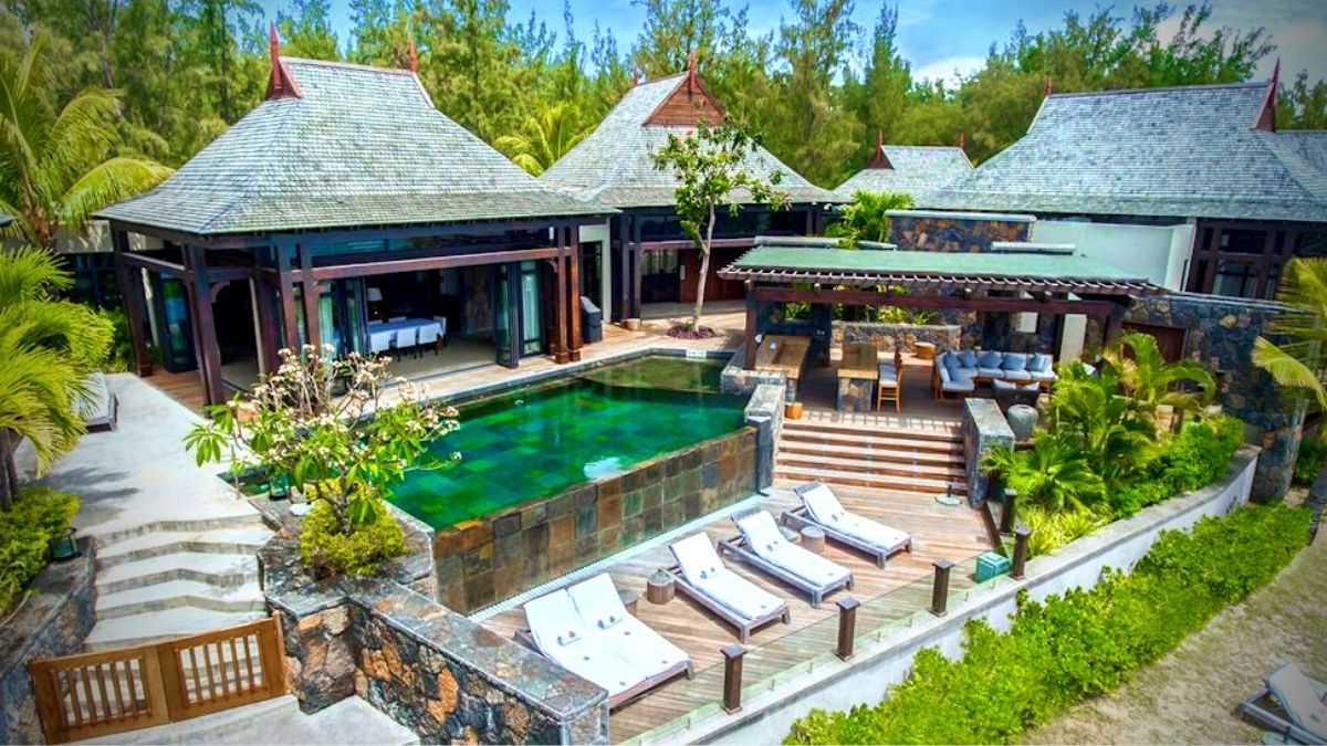 The most luxurious villa in the Indian Ocean is in Mauritius, it costs Rs1.3M per night