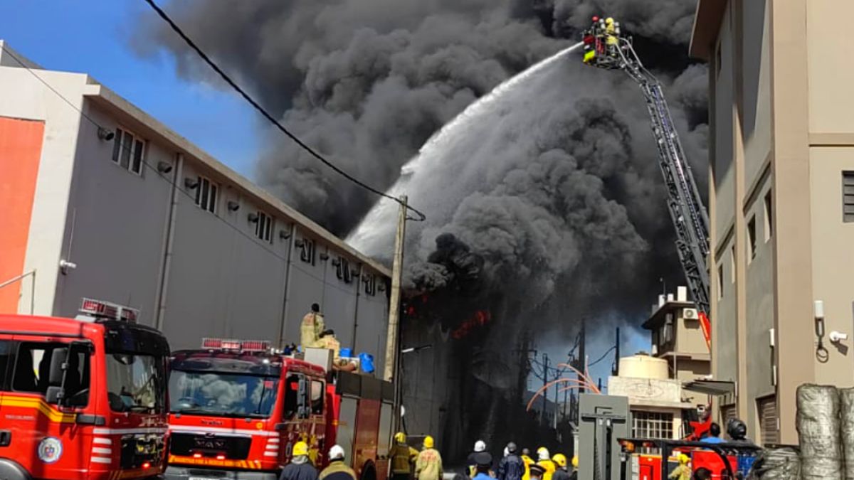 Violent blaze breaks out at Polytol's warehouse near Port Louis