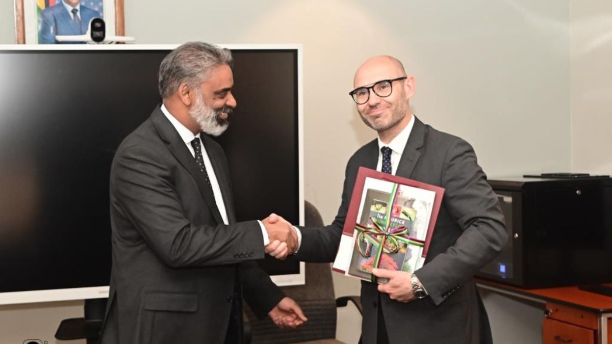 Secretary-General of PCA visits Mauritius to boost arbitration ambitions