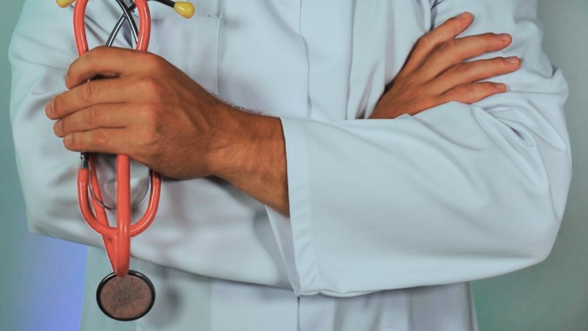 Nearly 300 Doctors Fail to Meet Requirements To Renew Annual License