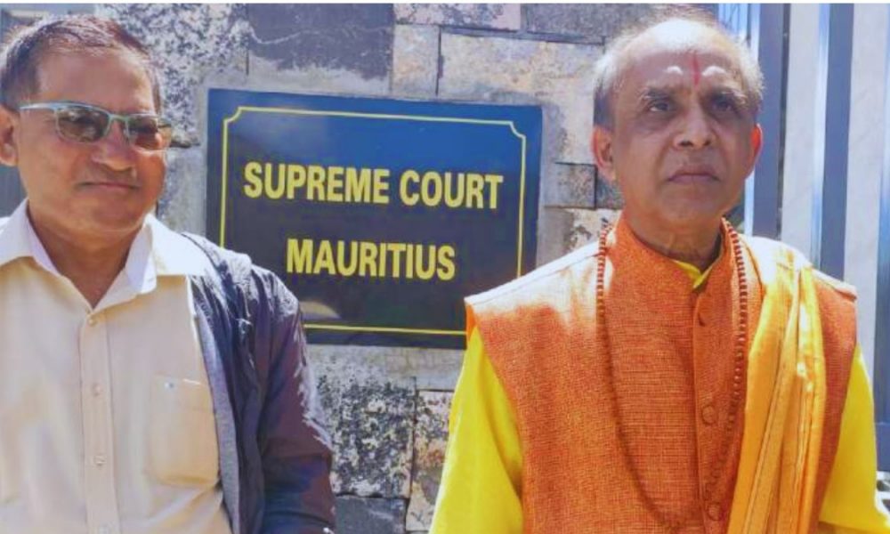 Pandit Pursun Fights Back: 2 Threats Too Many
