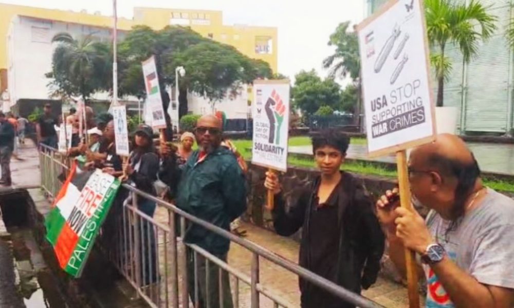 Rezistans ek Alternativ's Bold Protest: Global Day of Action for Palestine