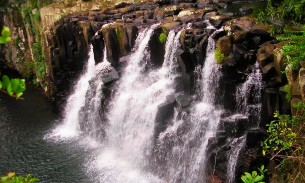 Tragedy: 23-Year-Old Man Pulled from Water in Rochester Falls