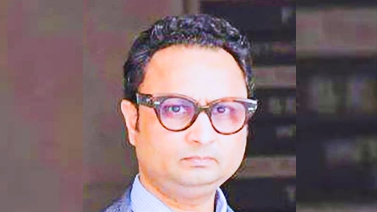 Plastic Surgeon Suspended Following Magistrate's Death