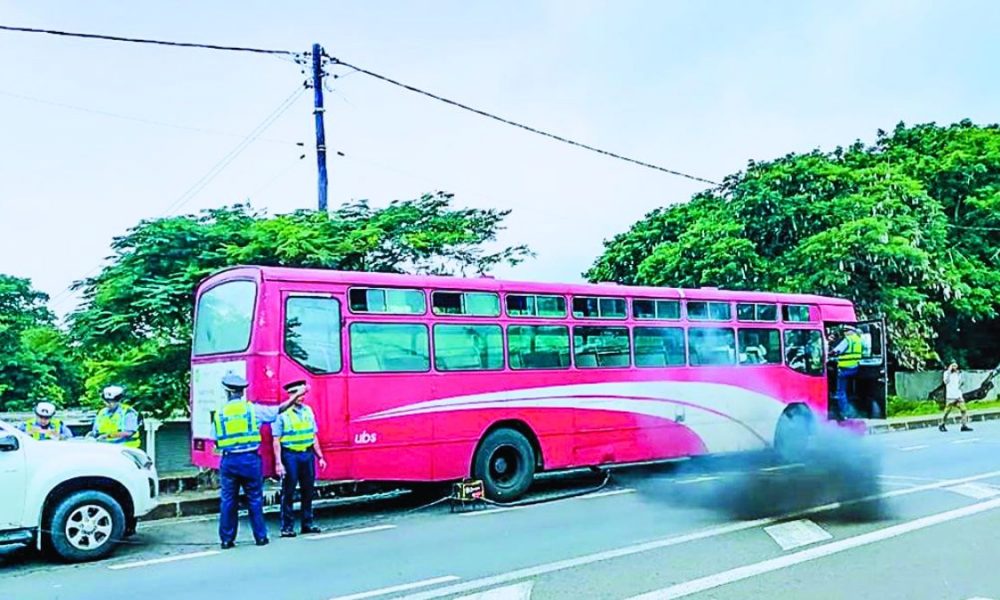In Coromandel: 4 Bus Drivers Fined After Anti-Pollution Checks