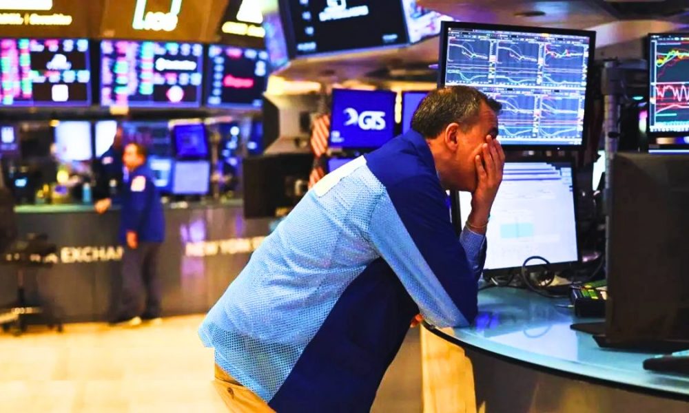 Asian Markets Plunge 6% Amid Trade War Fears & Oil Dips