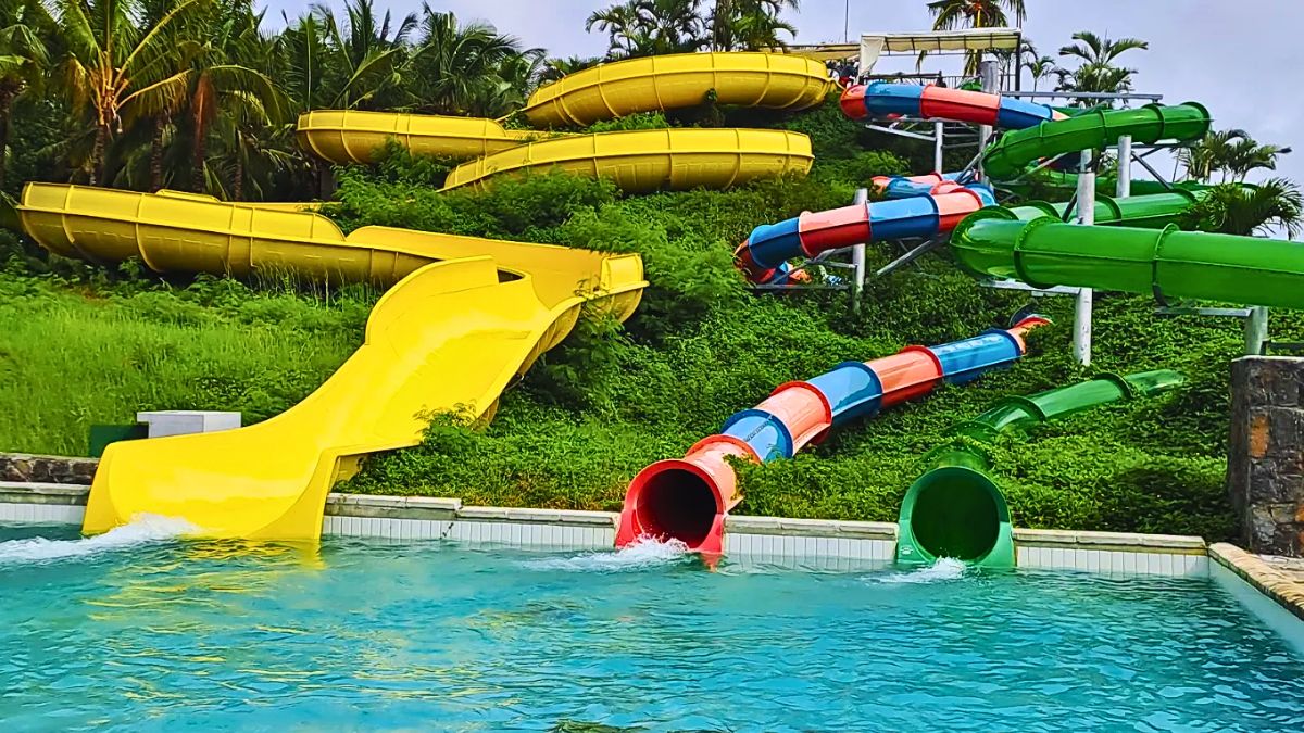 Waterpark Closes Doors: Rs1.6 Billion Debt and Sale of 5,000 Acres at Below Market Prices 