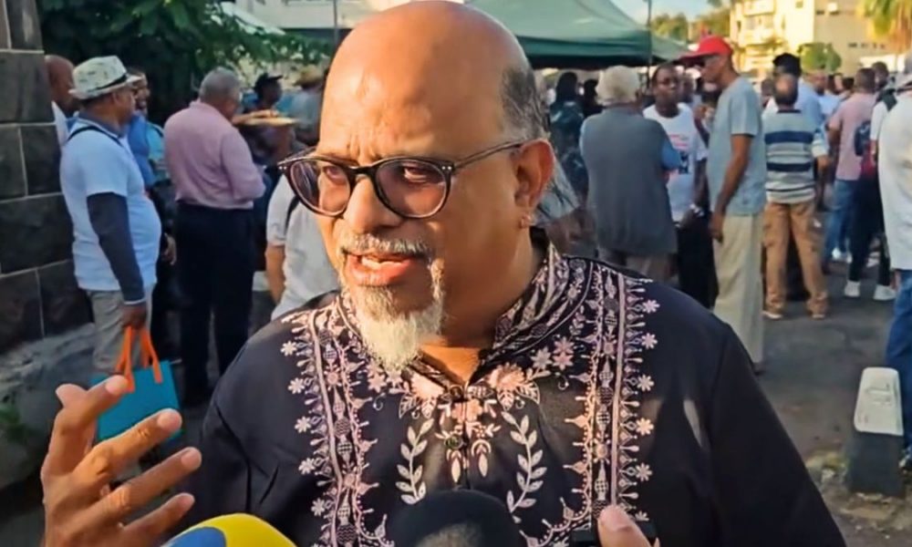 Ashok Subron: "I have no criticisms that's why I am still here."