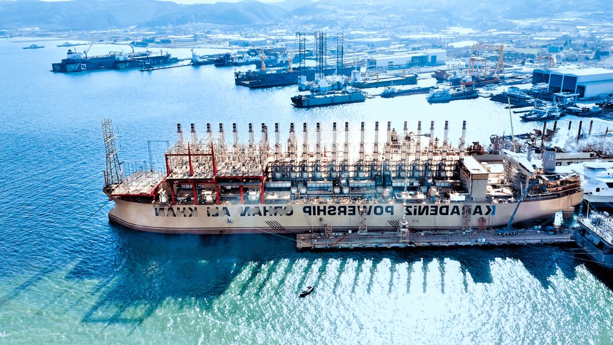 Mauritius Turns to Floating Power Plant Solution