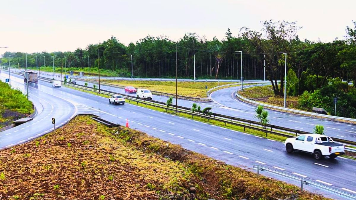 Rs270 Million La-Vigie Fly-Over Opens, Connecting North & West Regions