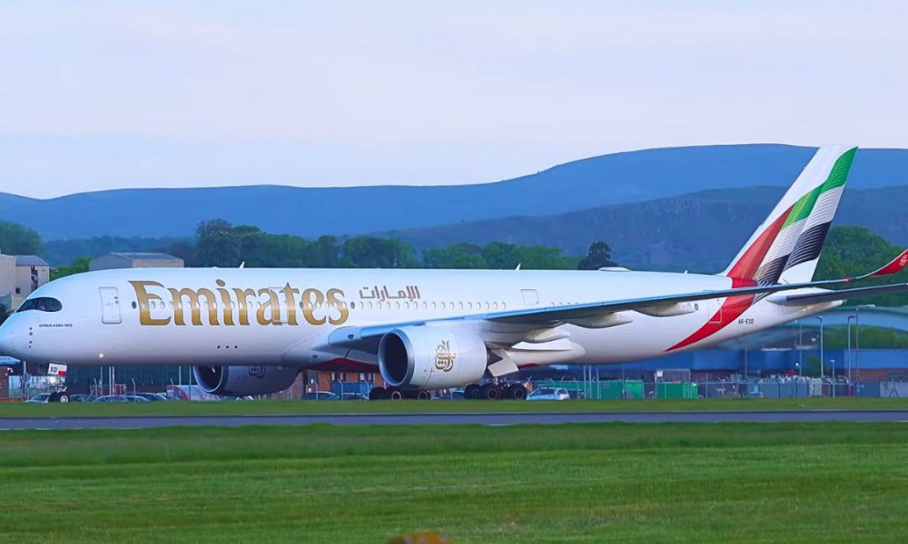 Emirates Pushes Up 3rd Flight to Mauritius, Increasing Competition