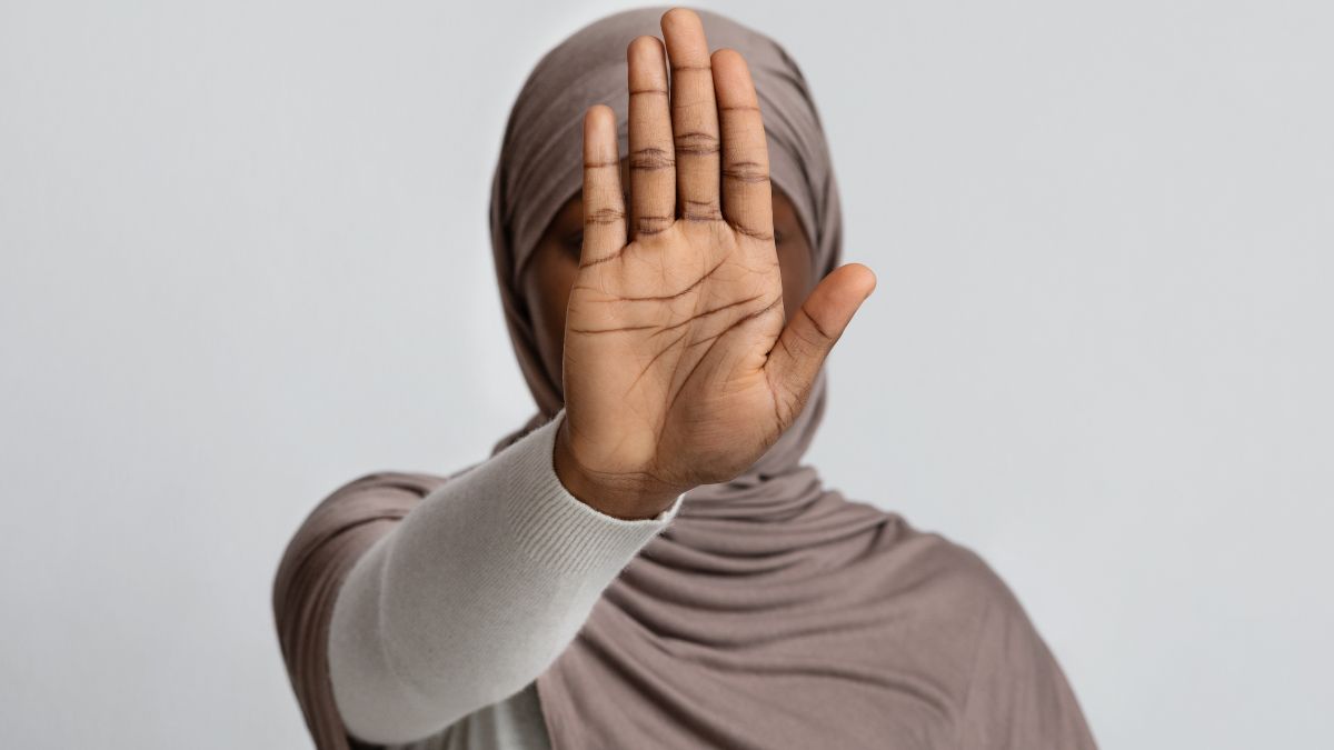 Mauritian Law Firm Suspends 2 Employees for Wearing Hijab, Sparks Outrage