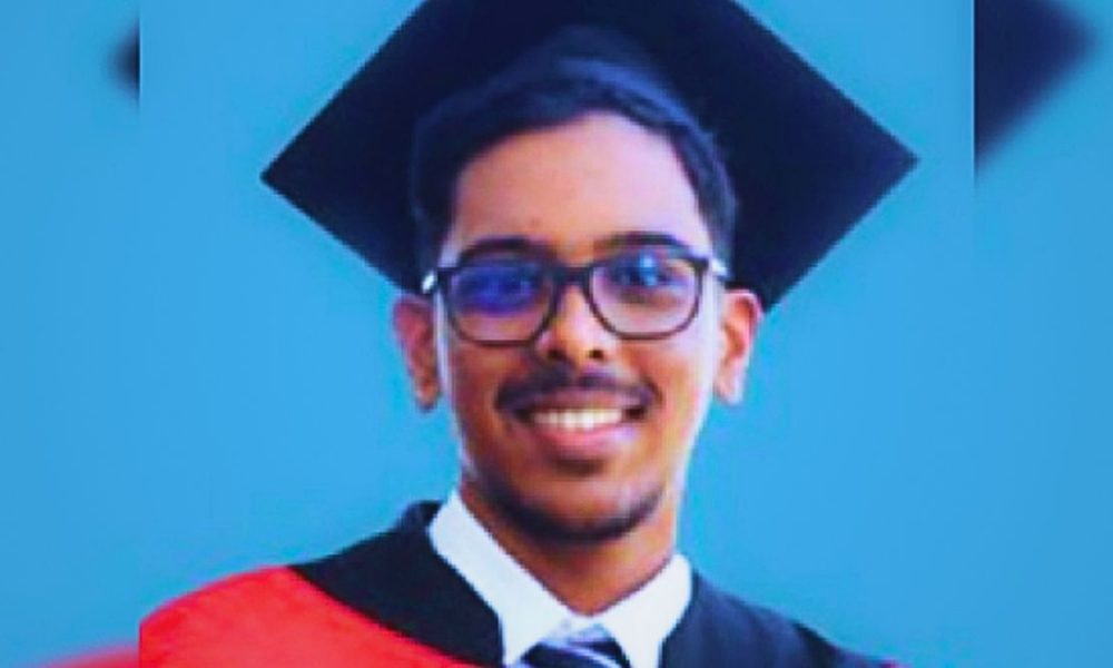 Mauritian Prodigy's Journey: SC at 14, HSC at 16, Degree at 18