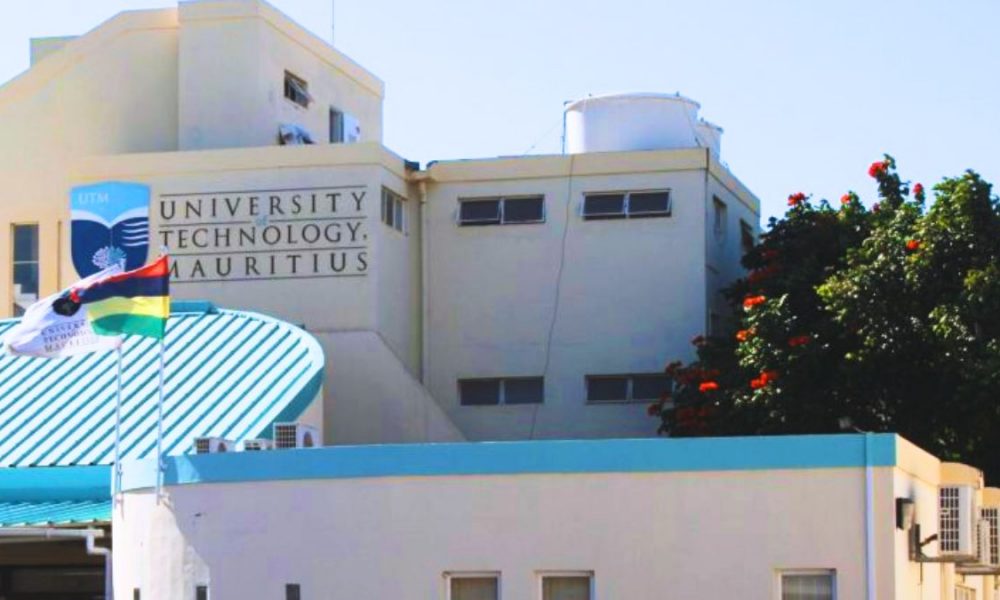 University of Technology Rocked by 2-Front Dispute with Staff Union