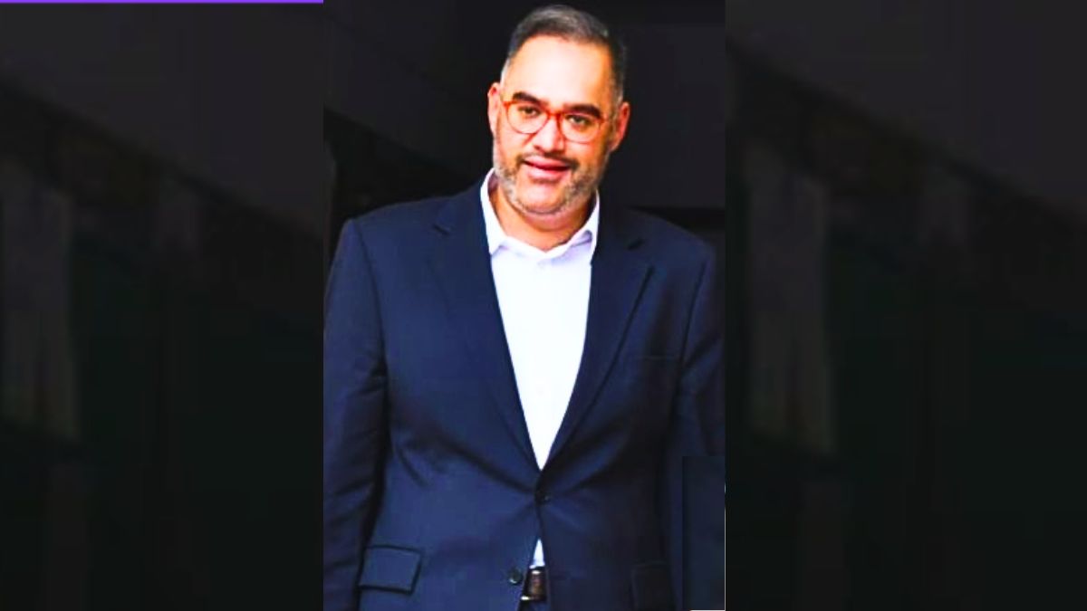 Ex-FCC Commissioner Arrested & Rushed to Hospital After Dramatic Court Collapse