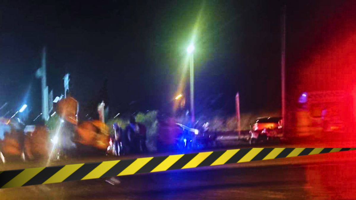 3 On-Duty Police Motorcyclists Hit, 1 Officer Seriously Hurt in Pailles Crash