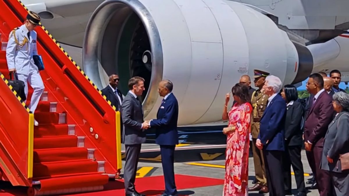 President Macron Arrives in Mauritius for 24-Hour Official Visit