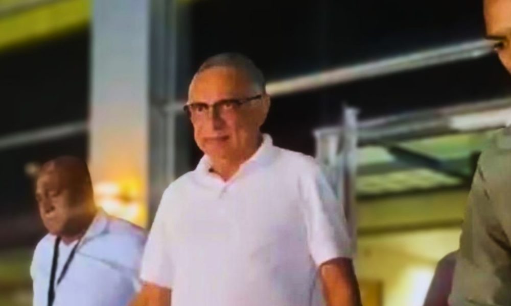 Abdoula Transferred to Moka, 1st Night in Police Custody After Clinic Stay