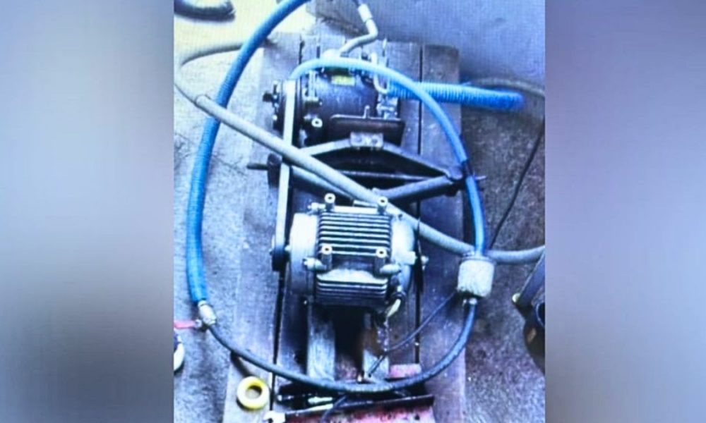 Police Arrest 2 Men During Illegal Gas Decanting Raid In Baie-du-Tombeau