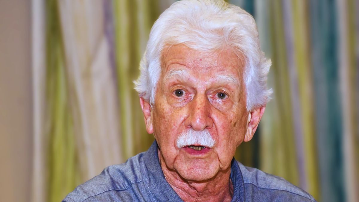 Bérenger Resigns as Deputy Prime Minister Following Call with Ramgoolam
