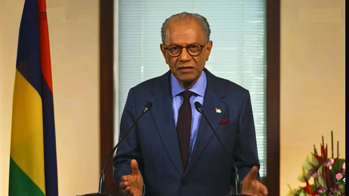 PM Highlights 2 Urgent Challenges as Economic Uncertainty Grips the Entire Nation