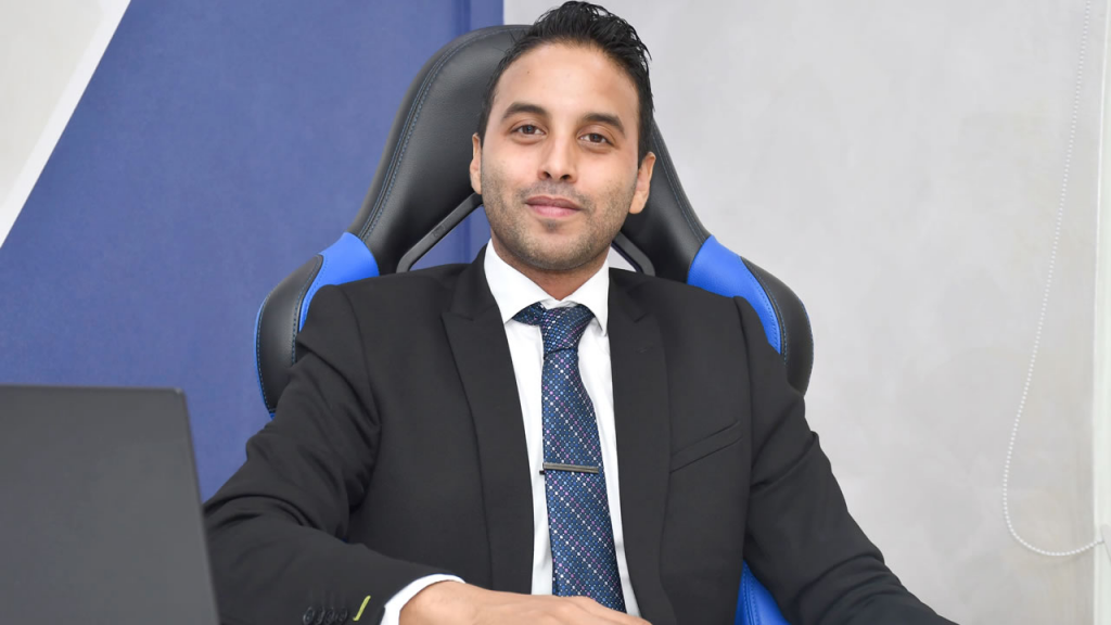 Air Ticket Prices Set to Fluctuate as Oil Spikes Impact 2 Fueling Methods Air Ticket Prices Set to Fluctuate as Oil Spikes Impact 2 Fueling Methods