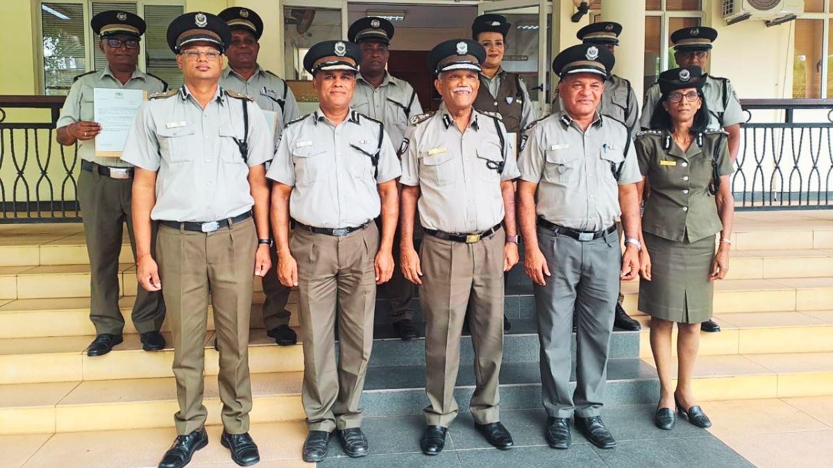 5 Veteran Prison Officers Promoted to Assistant Superintendent after 33 Years' Service